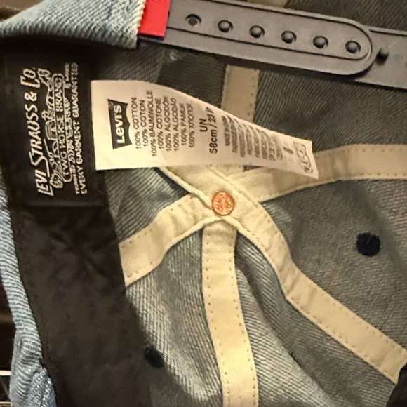 Levi's Classic Blue Denim Hat - Picture 11 of 11